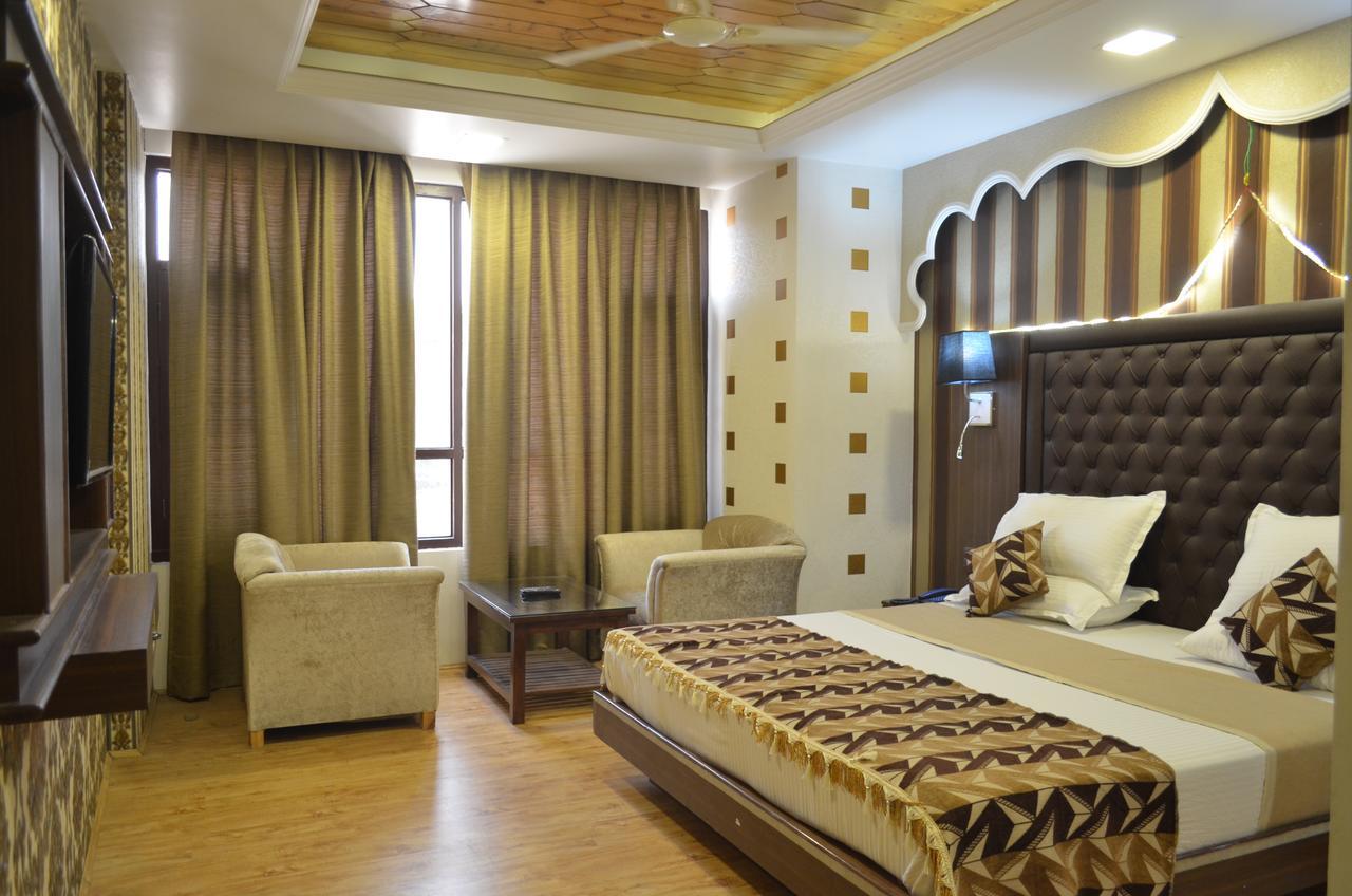 Hotel The Valley View Kashmir Srīnagar Exterior foto